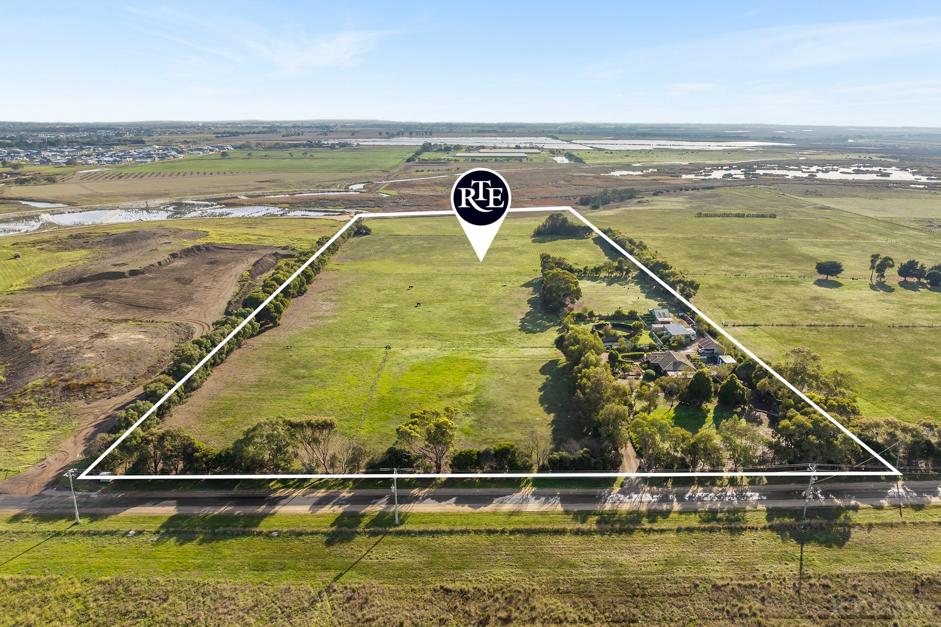 Property Gallery Thumbnail 7