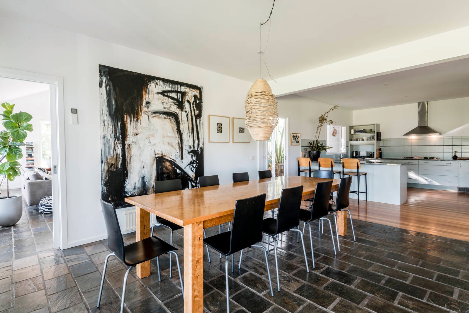 Property Gallery Thumbnail 6