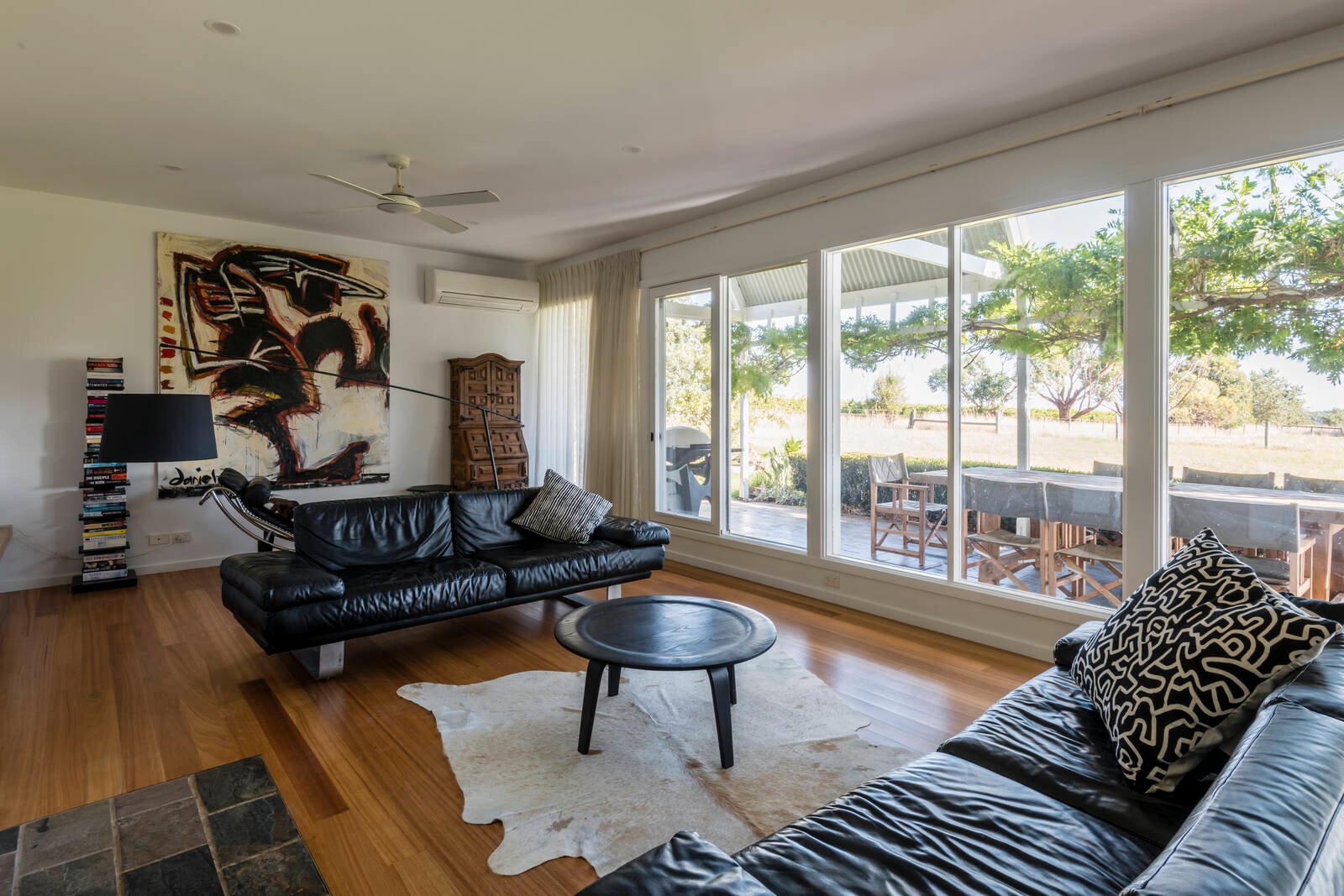 Property Gallery Thumbnail 11