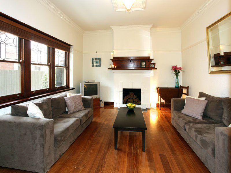 2/61 Blessington Street, St Kilda image 2