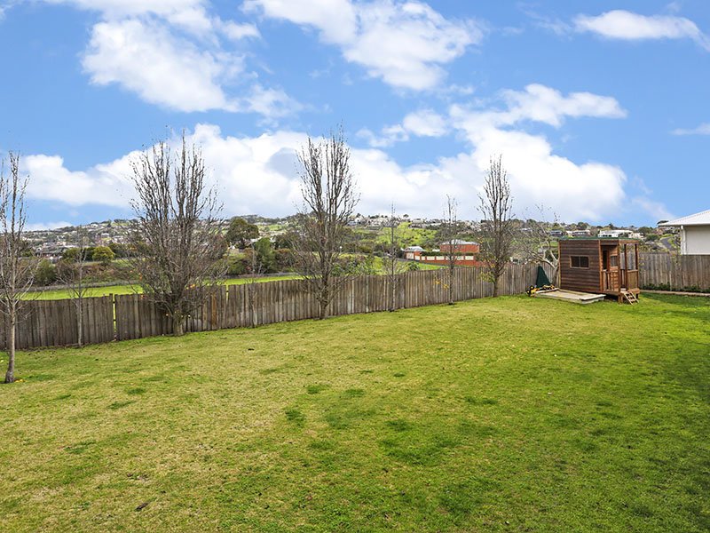 261 Noble Street, Newtown image 2