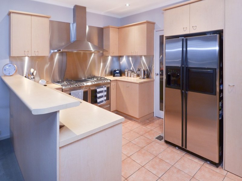261 Noble Street, Newtown image 4
