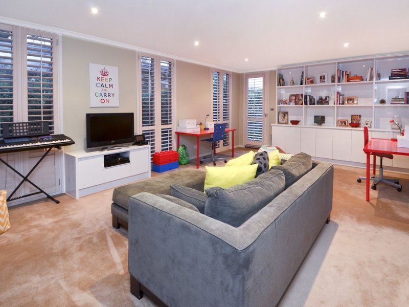261 Noble Street, Newtown image 5