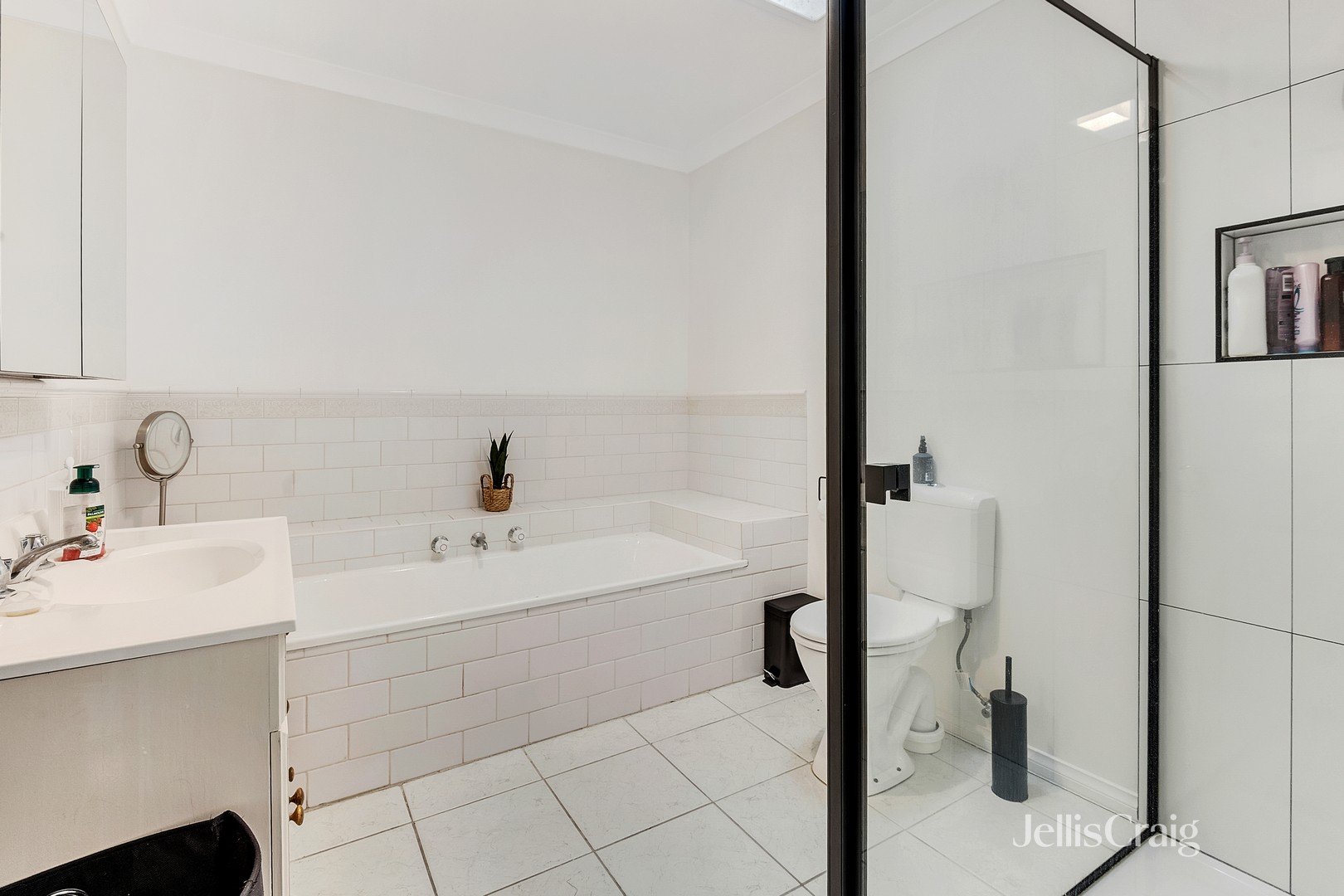 2/61 Northumberland Road, Pascoe&nbsp;Vale image 9