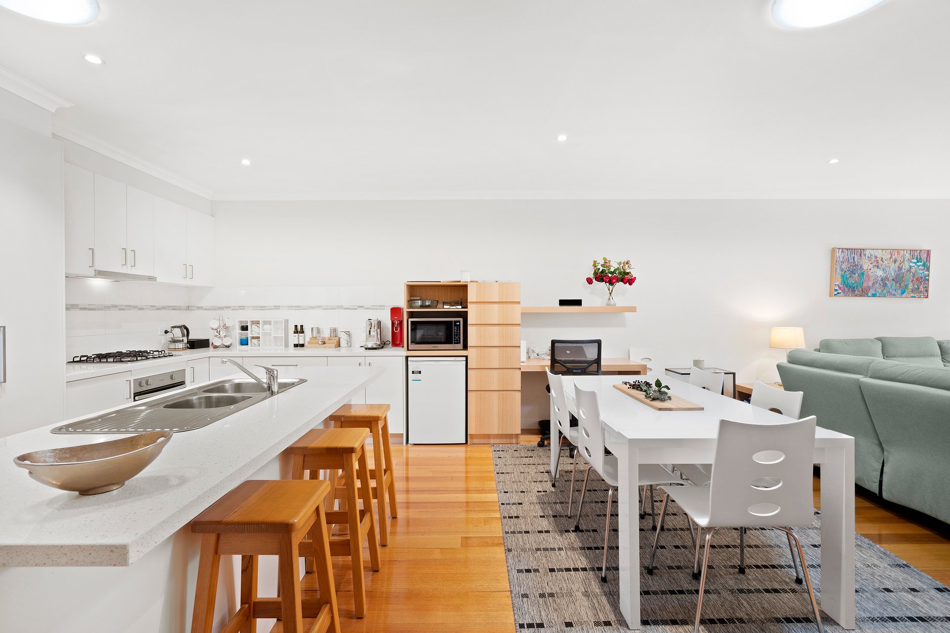 2/61 Ranfurlie Court, Forest Hill image 6