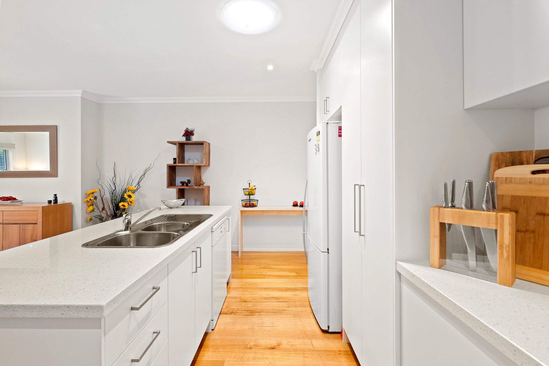 2/61 Ranfurlie Court, Forest Hill image 8