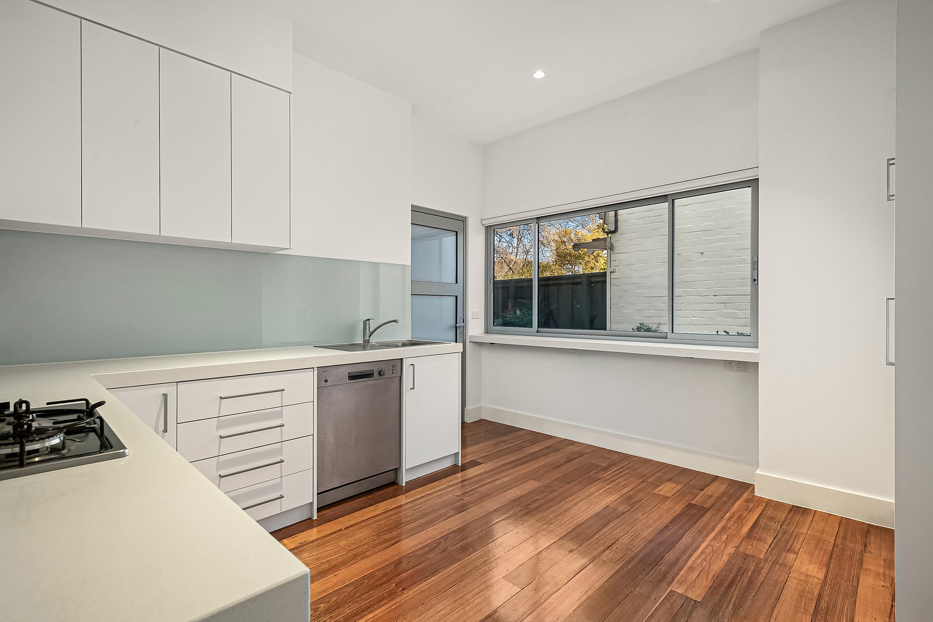 2/61 Shelley Street, Elwood image 1