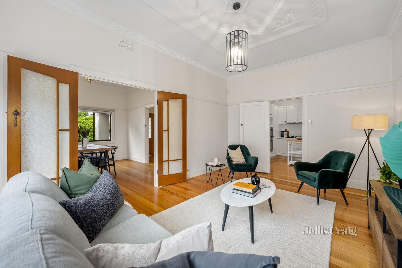 261 Sussex Street, Pascoe Vale image 2