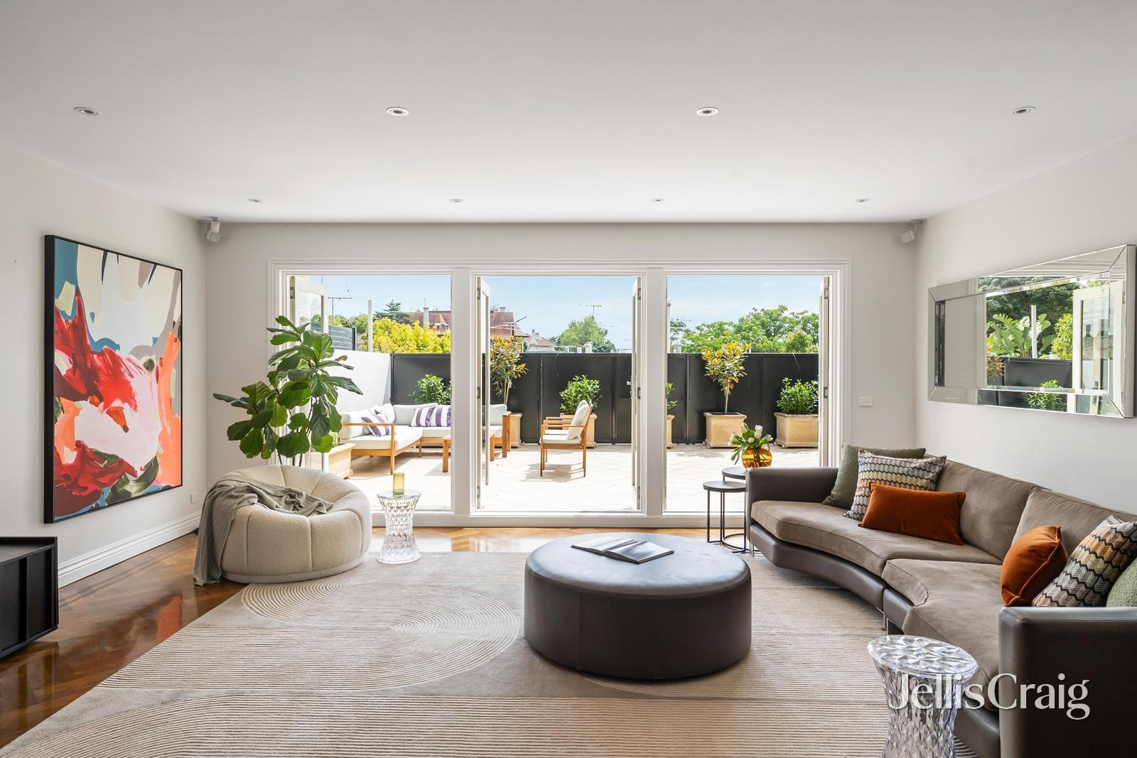 2/619 Toorak Road, Toorak image 3