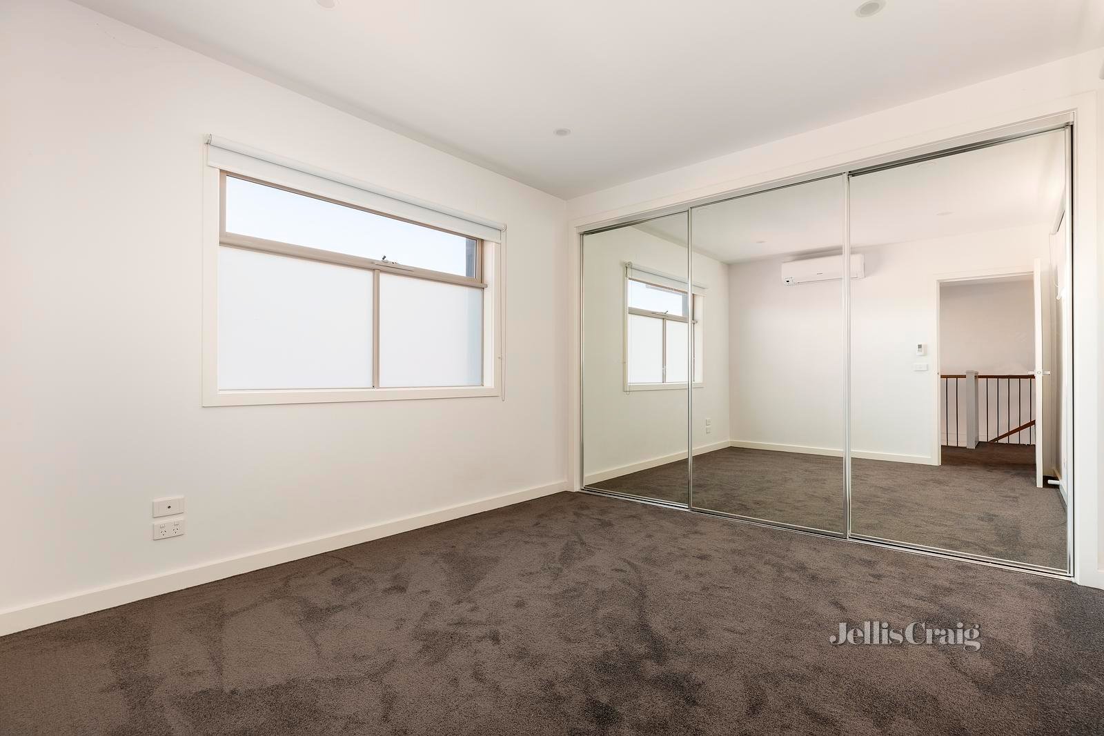 2/62 Austin Crescent, Pascoe Vale image 4