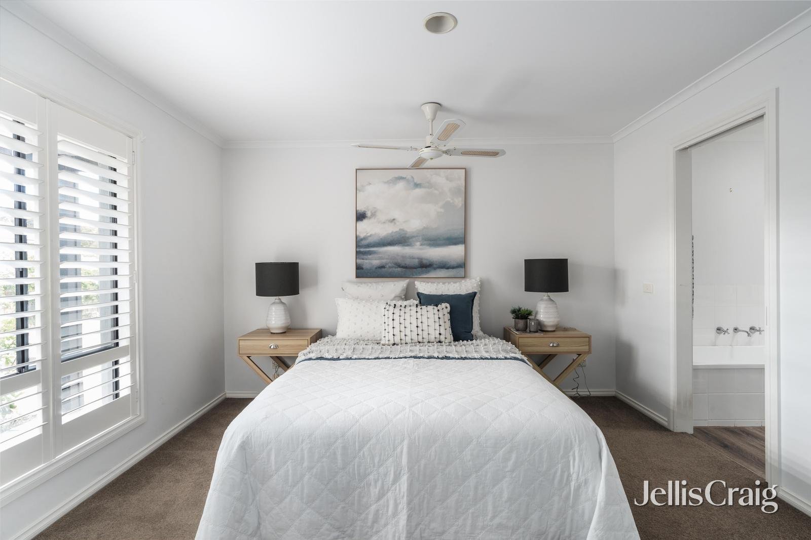 2/62 Bondi Road, Bonbeach image 8