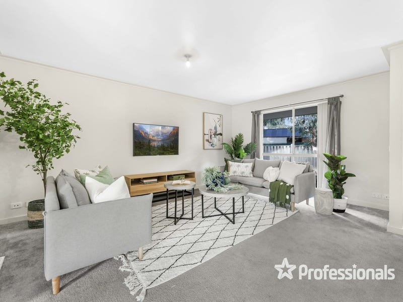 2/62 Colchester Road, Kilsyth image 1