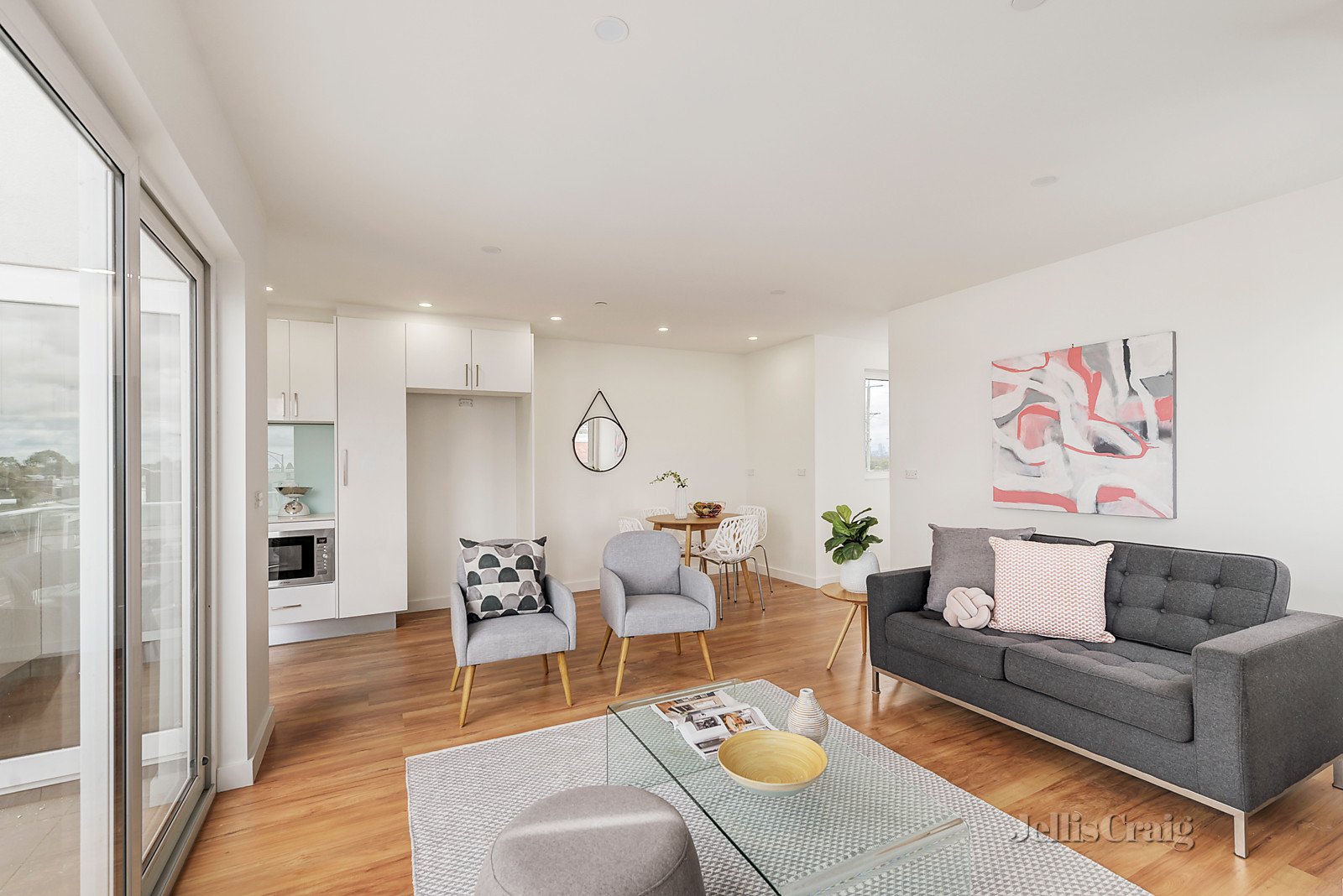 2/625 Glen Huntly Road, Caulfield image 3