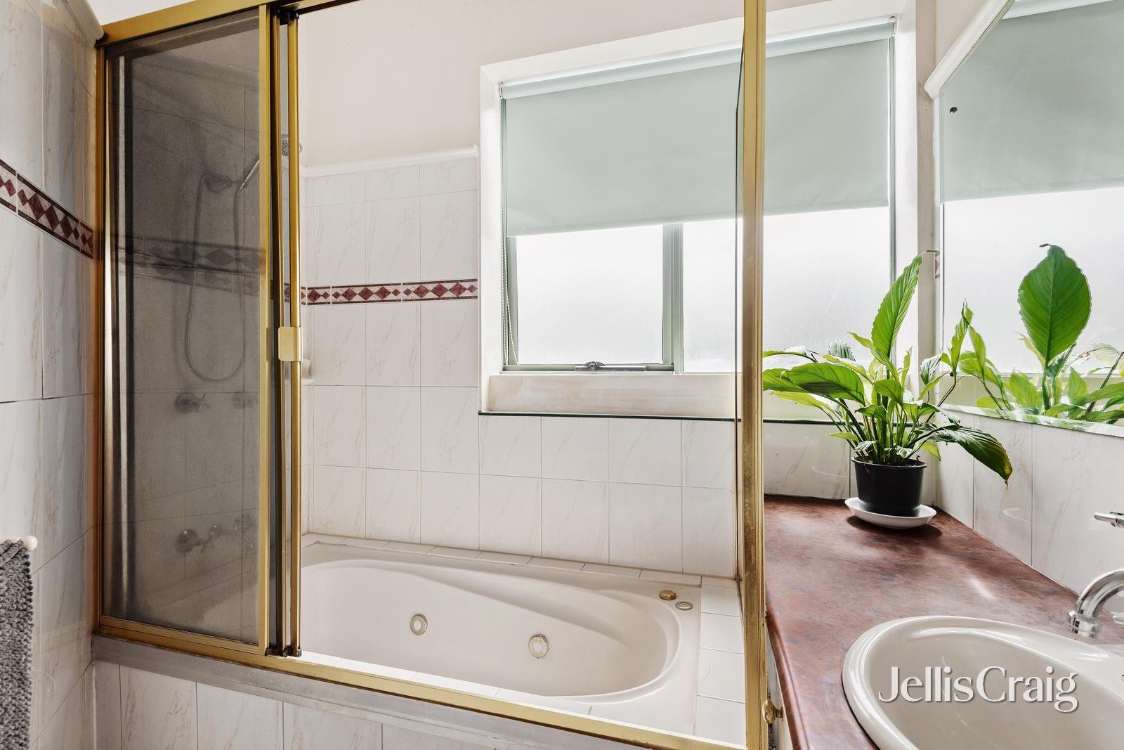 2/625 Riversdale Road, Camberwell image 8