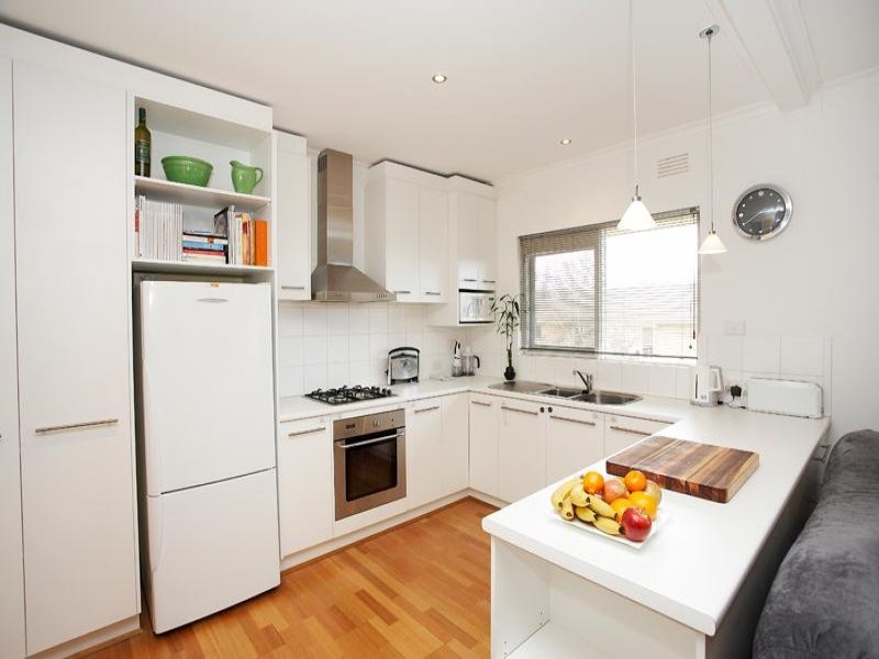 26/3-5 Kireep Road, Balwyn image 3