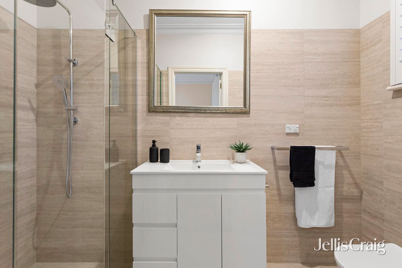 263 Gillies Street, Fairfield image 9