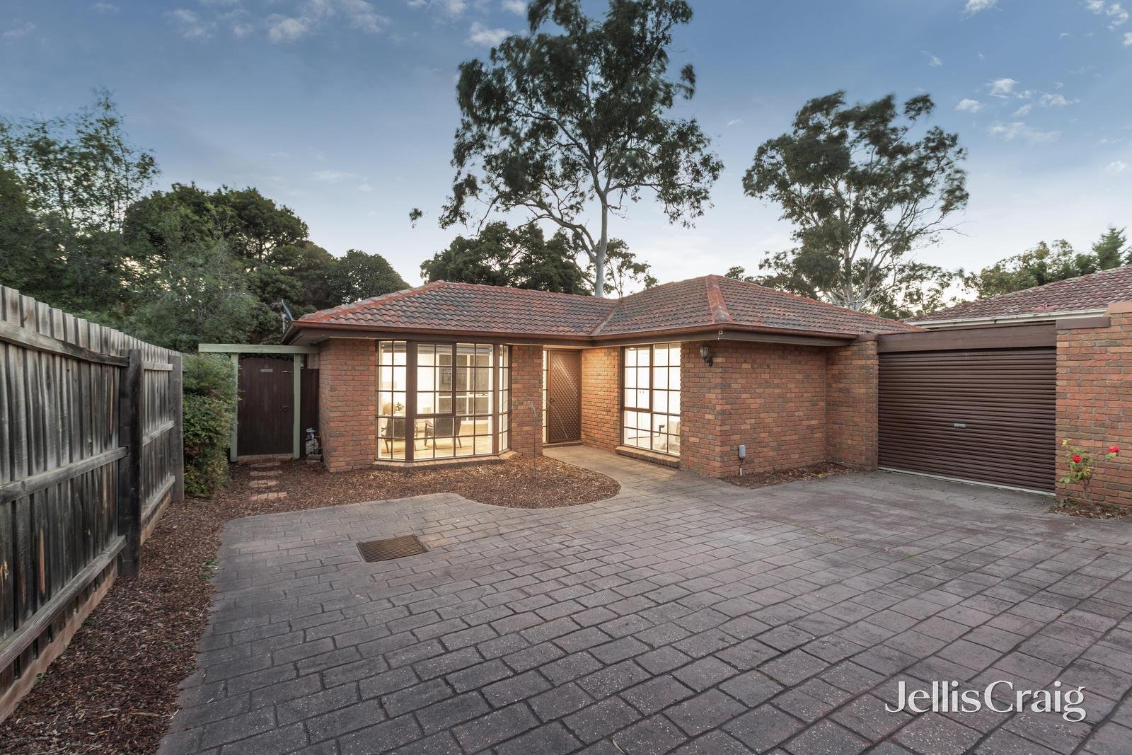 2/63 Hawtin Street, Templestowe image 1
