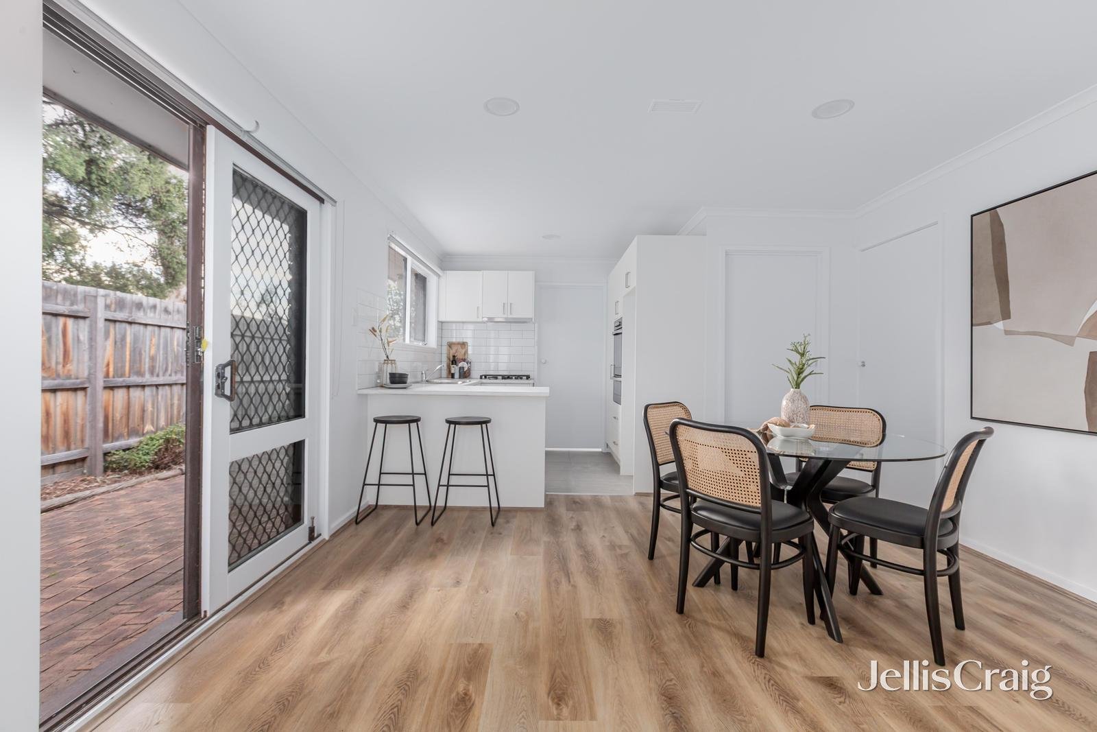 2/63 Hawtin Street, Templestowe image 4