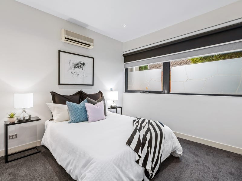 Property Gallery Thumbnail 6