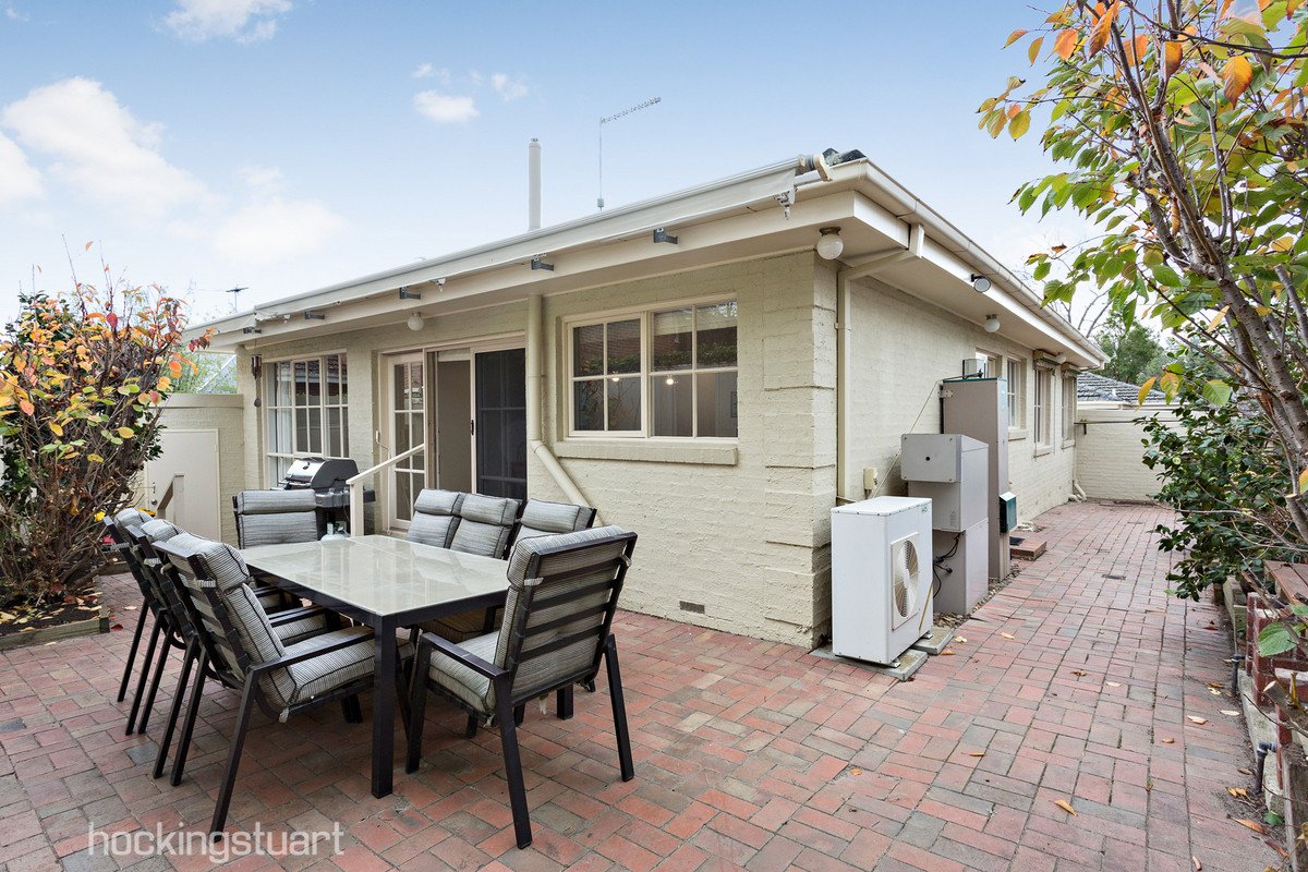 2/63 Park Road, Surrey Hills image 10
