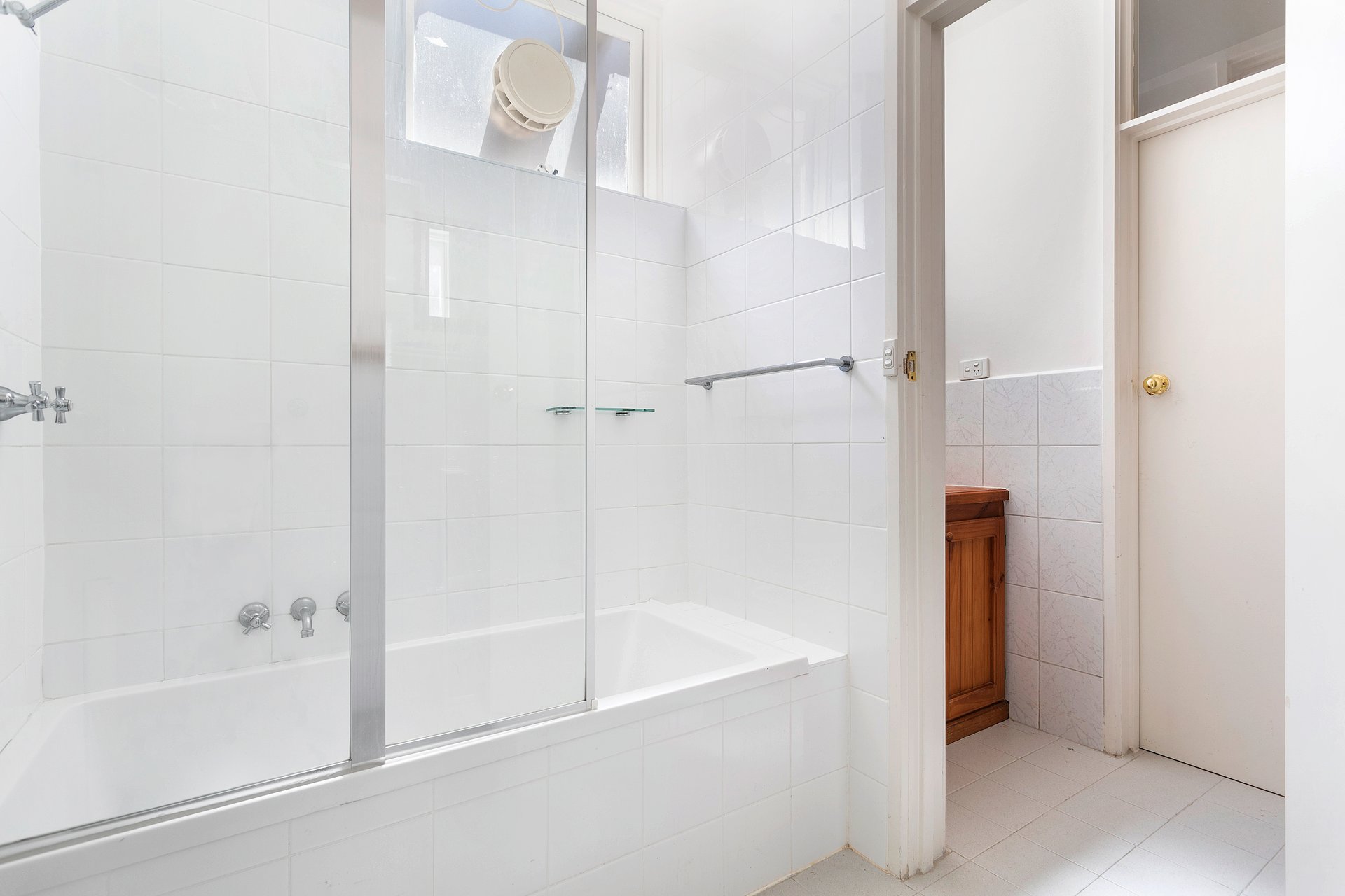 Property Gallery Thumbnail 6
