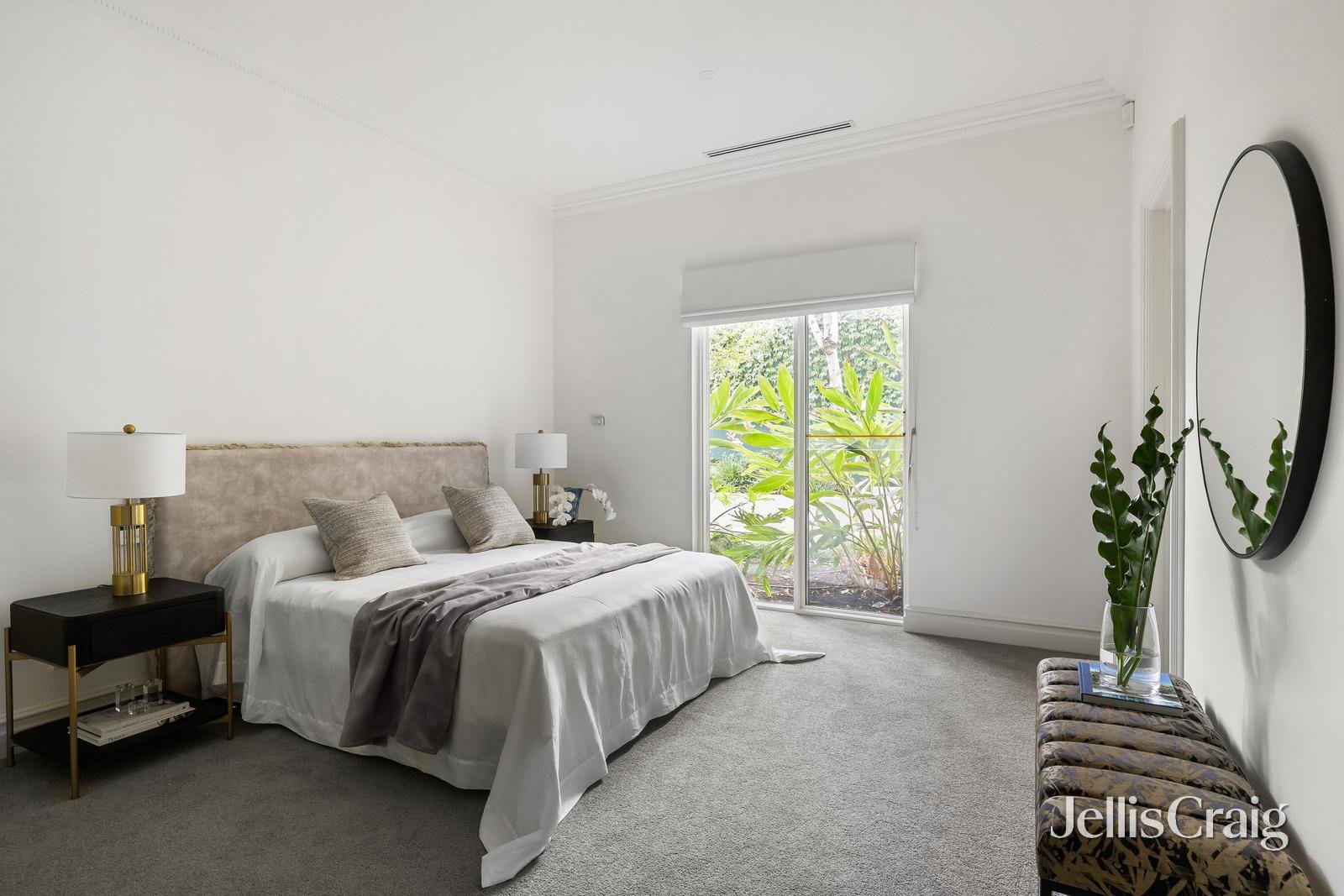 2/635 Orrong Road, Toorak image 6