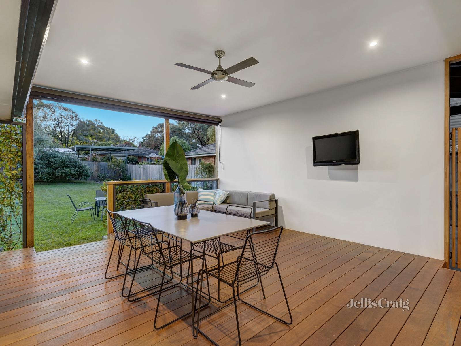 264 Colchester Road, Bayswater North image 9