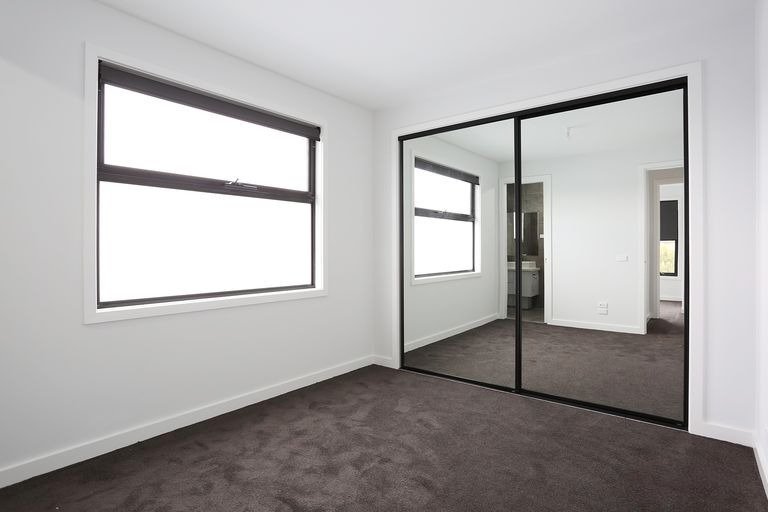 2/64 Hawker Street, Airport&nbsp;West image 3