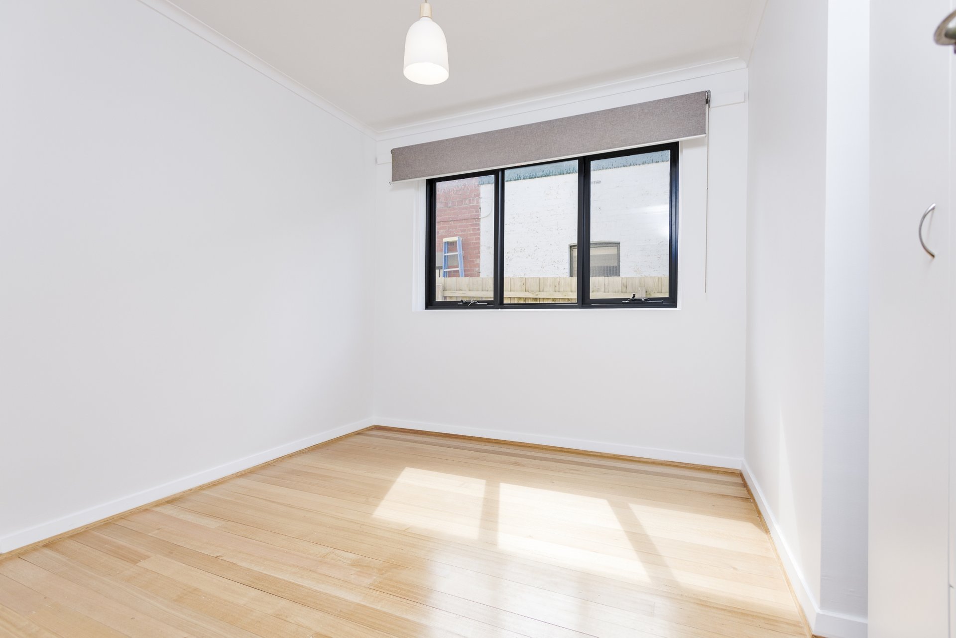 2/64 Holmes Road, Moonee Ponds image 5