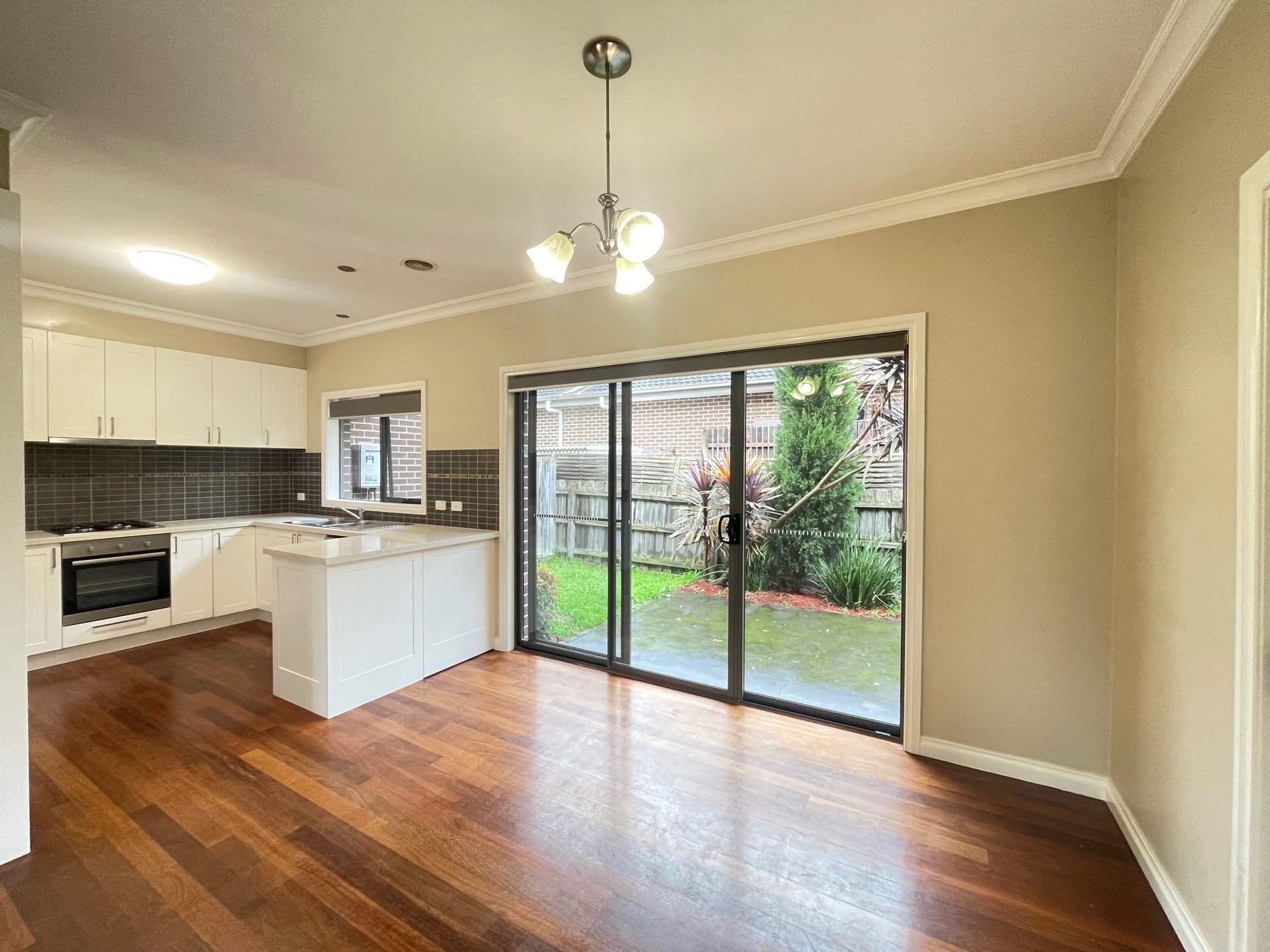 2/649 Canterbury Road, Vermont image 5