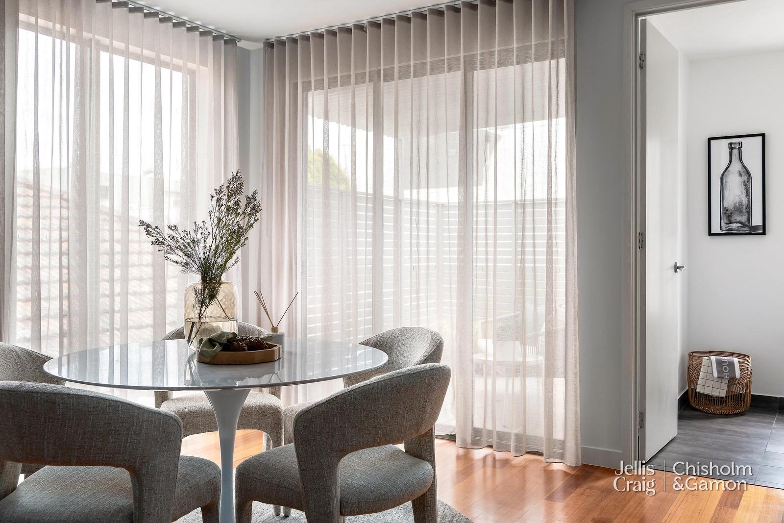 265 Graham Street, Port Melbourne image 3