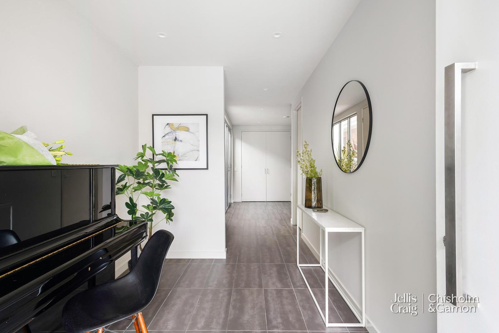 265 Graham Street, Port Melbourne image 13