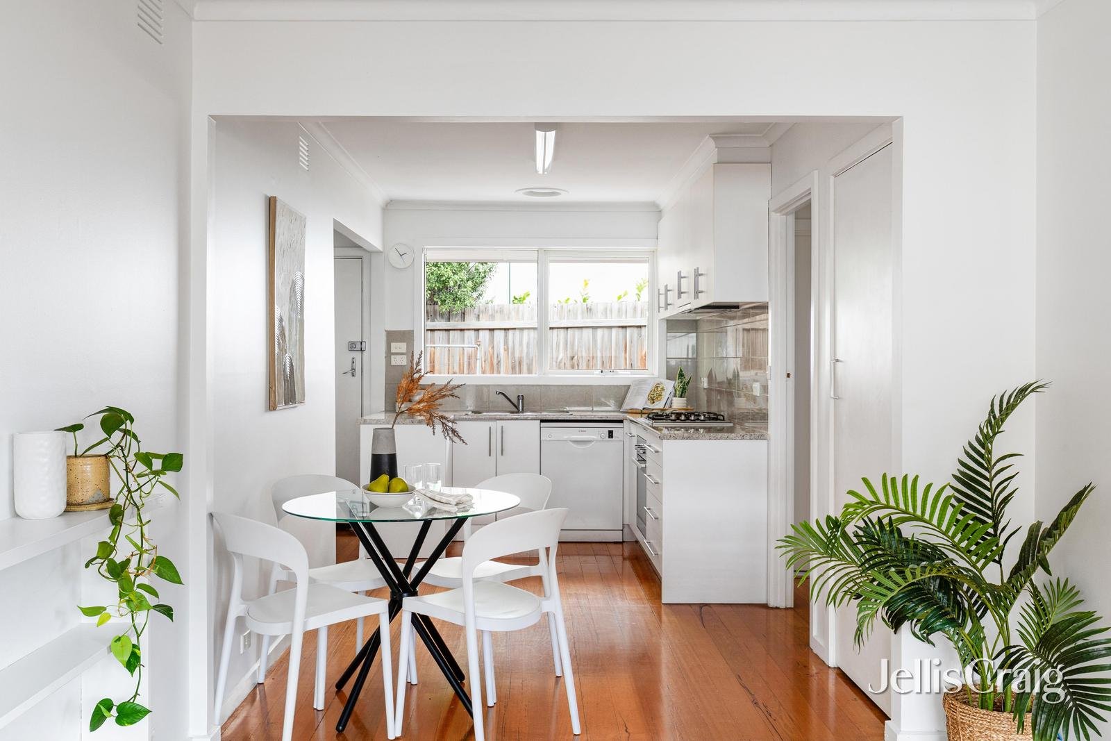 2/65 Hawdon Street, Heidelberg image 3