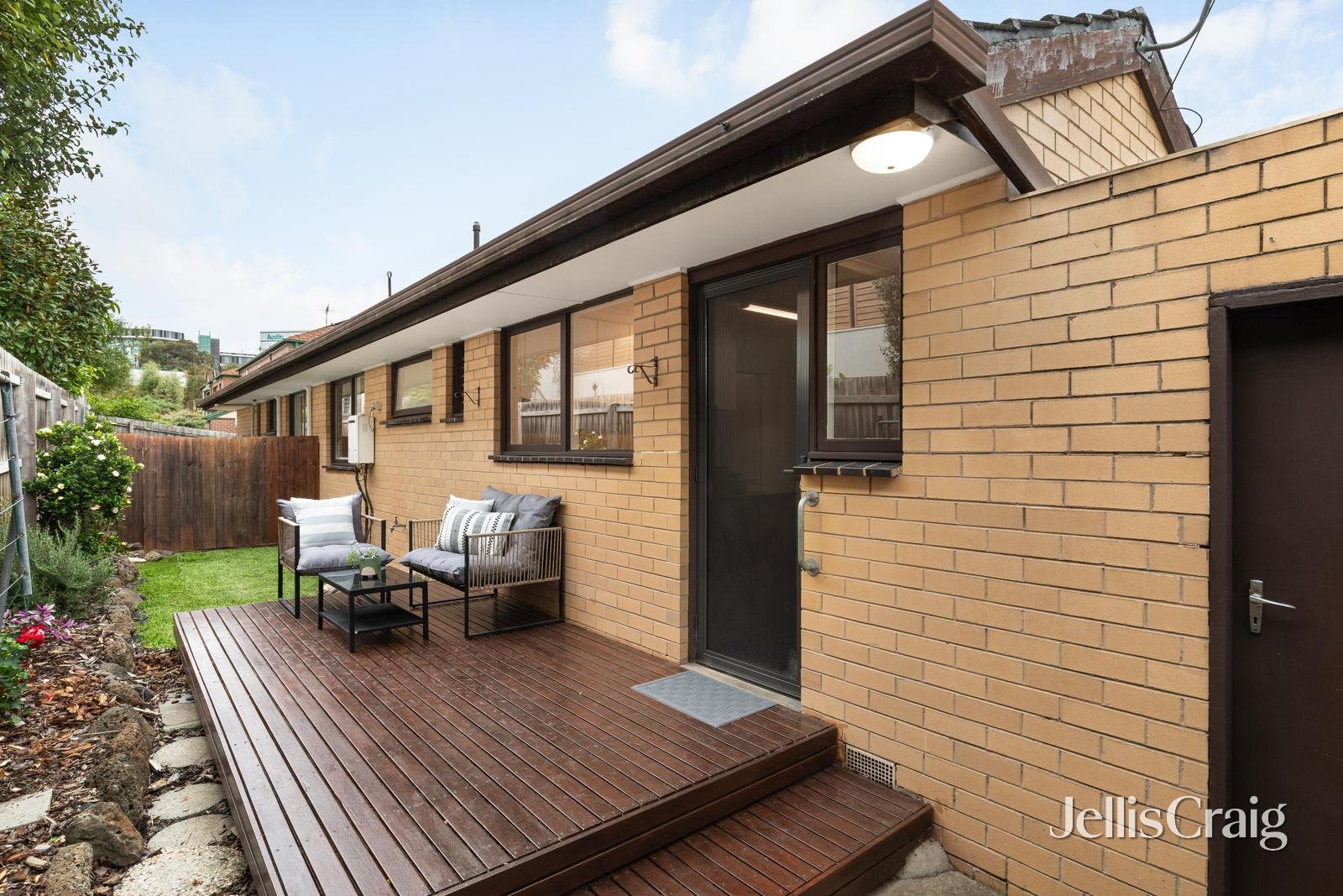 2/65 Hawdon Street, Heidelberg image 5