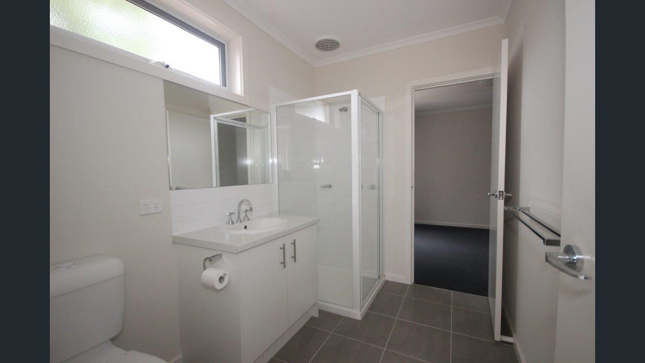 2/65 Robinlee Avenue, Burwood&nbsp;East image 10