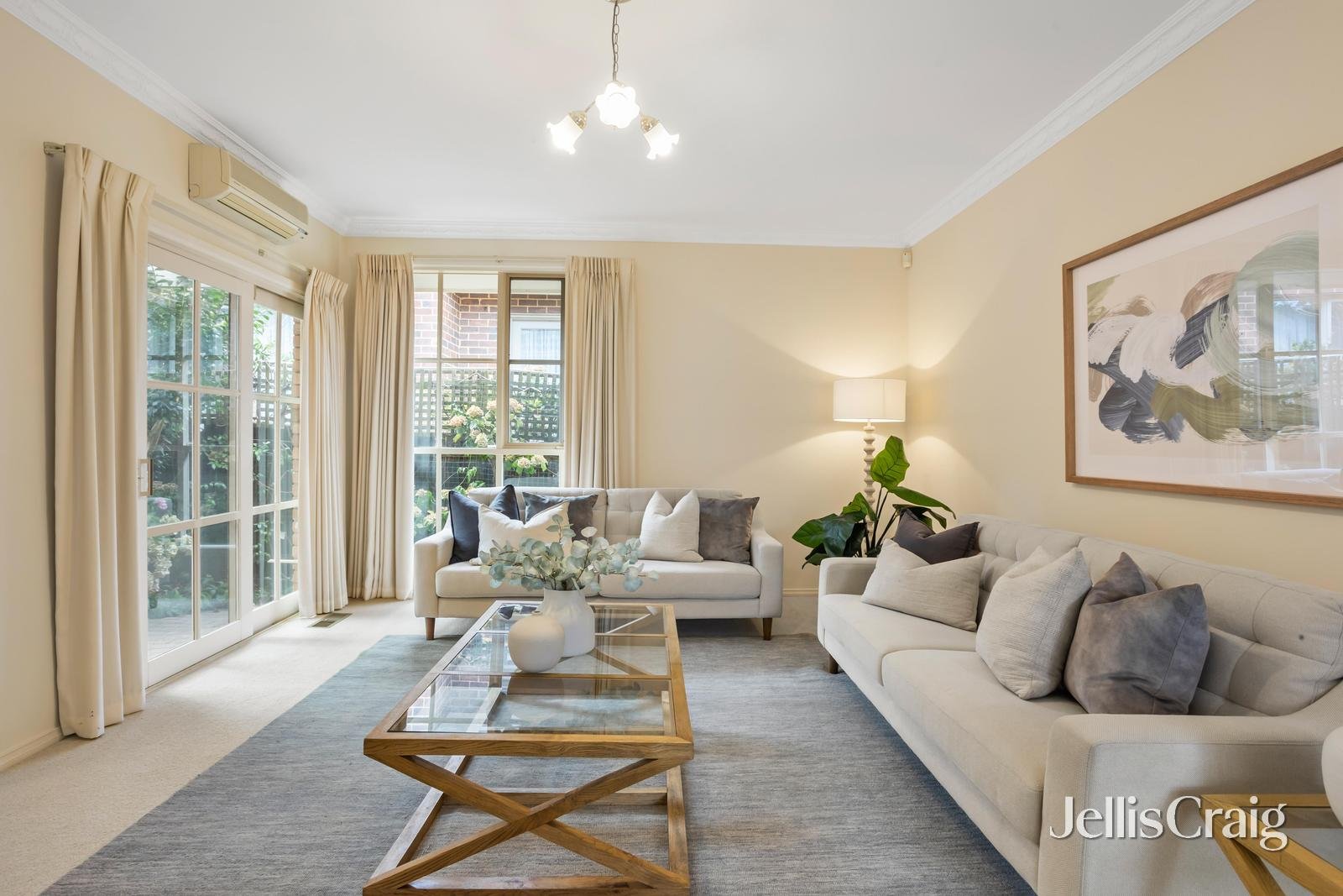 2/65 Talbot Avenue, Balwyn image 3