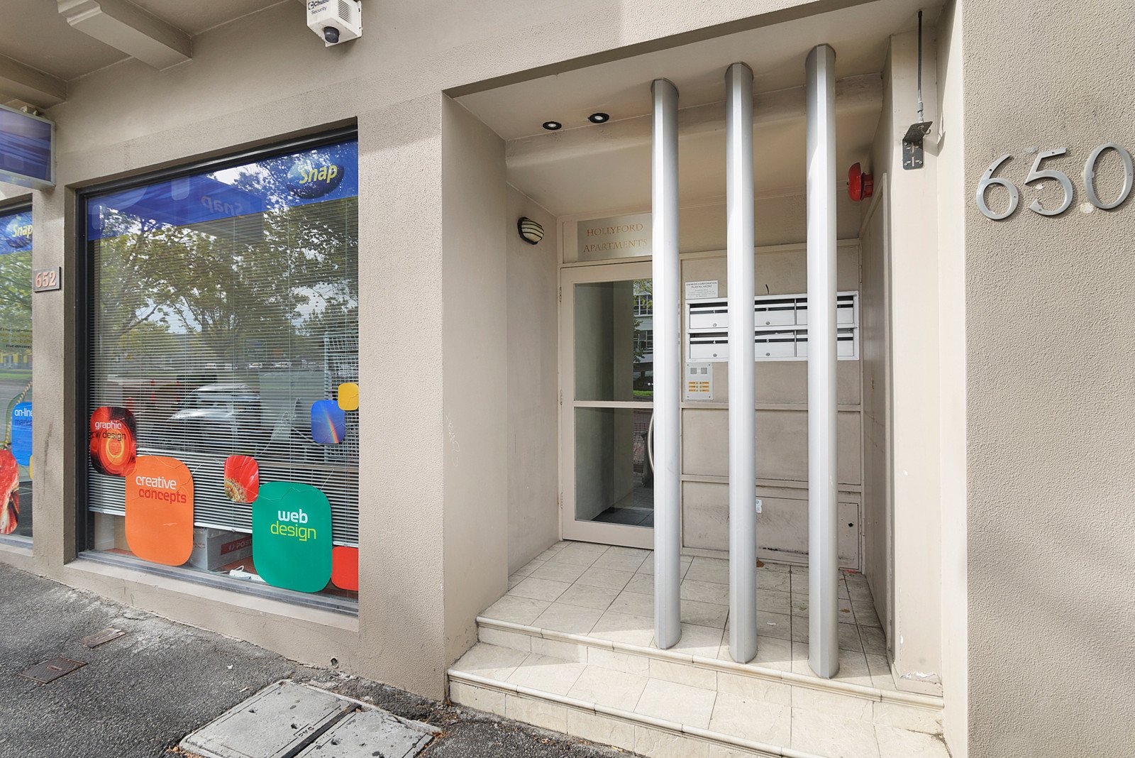 2/650 Elizabeth Street, Melbourne image 5