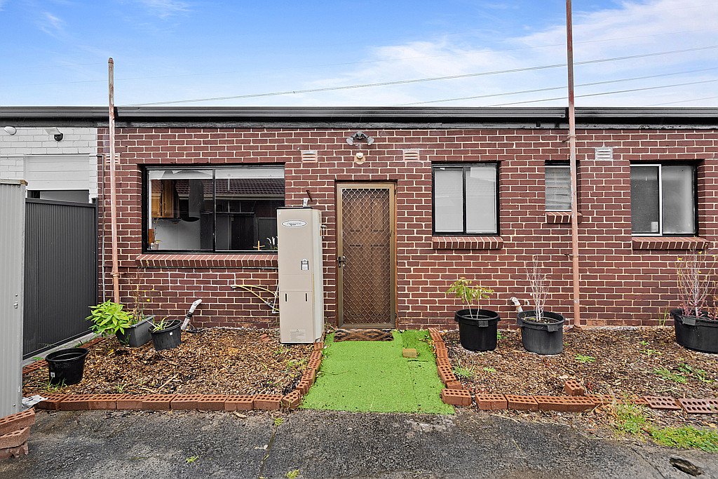 2/66 Albany Drive, Mulgrave image 1