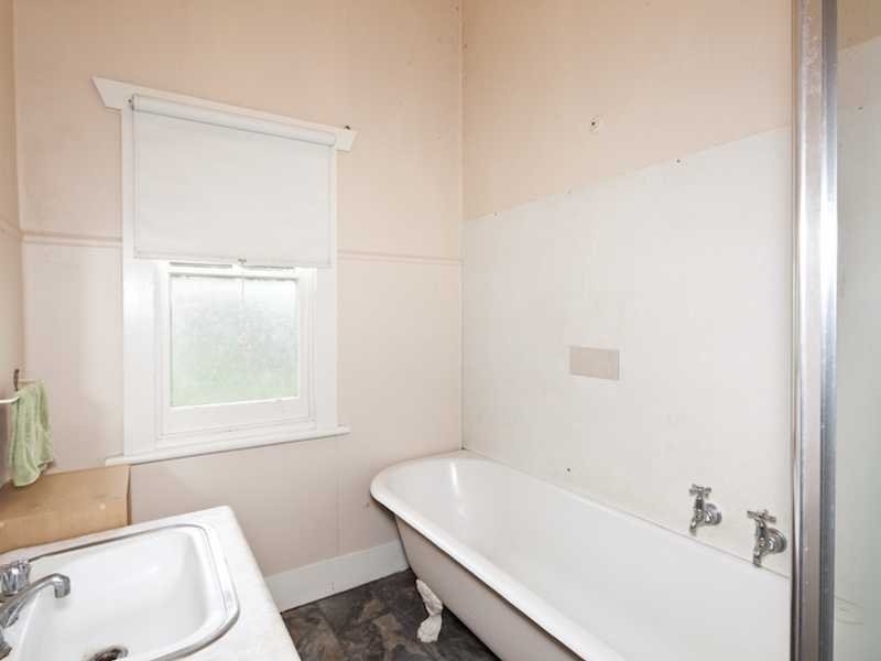 266 Bellerine Street, South Geelong image 4