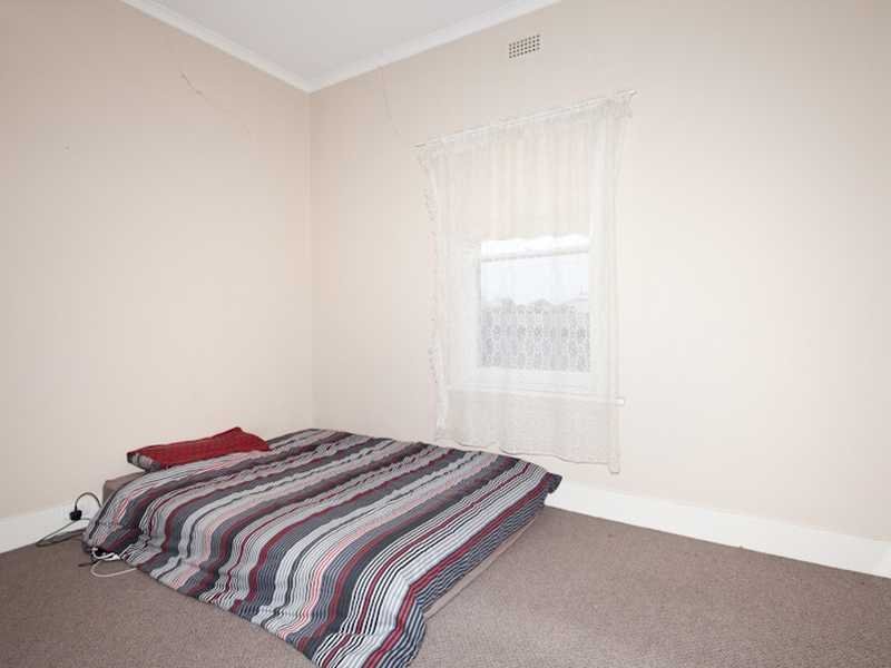 266 Bellerine Street, South Geelong image 8