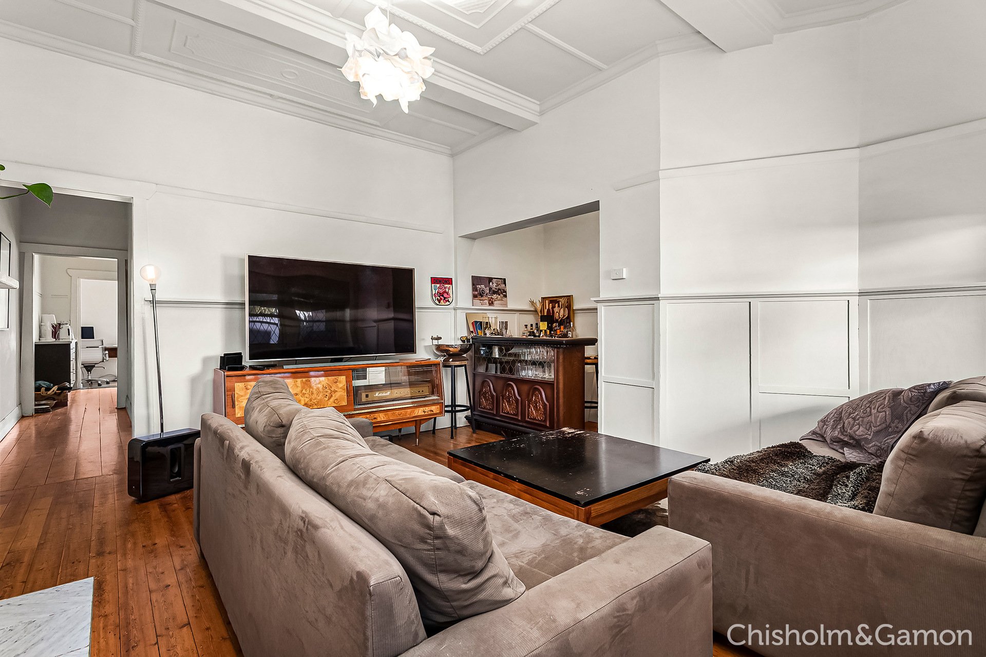 2/66 Carlisle Street, St Kilda image 2