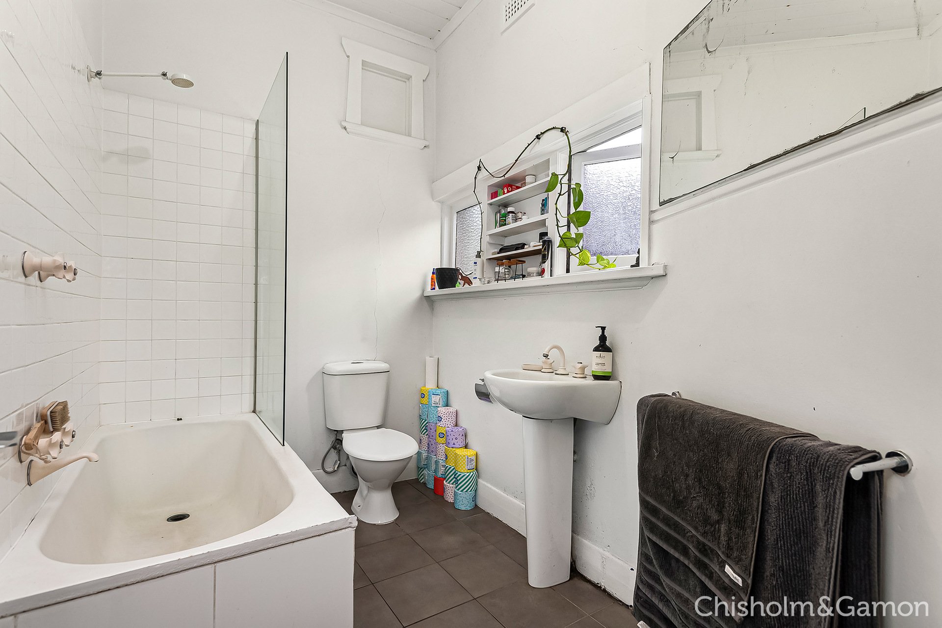 2/66 Carlisle Street, St Kilda image 8