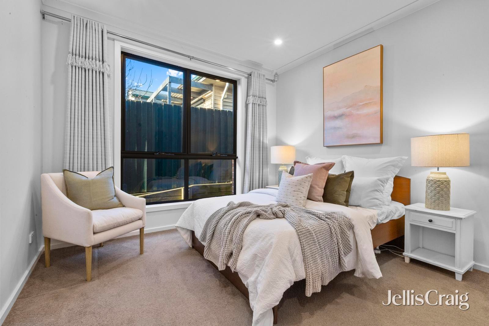 2/66 Larch Crescent, Mount Waverley image 8