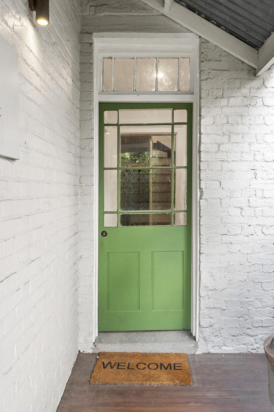 266 Latrobe Terrace, Newtown image 15