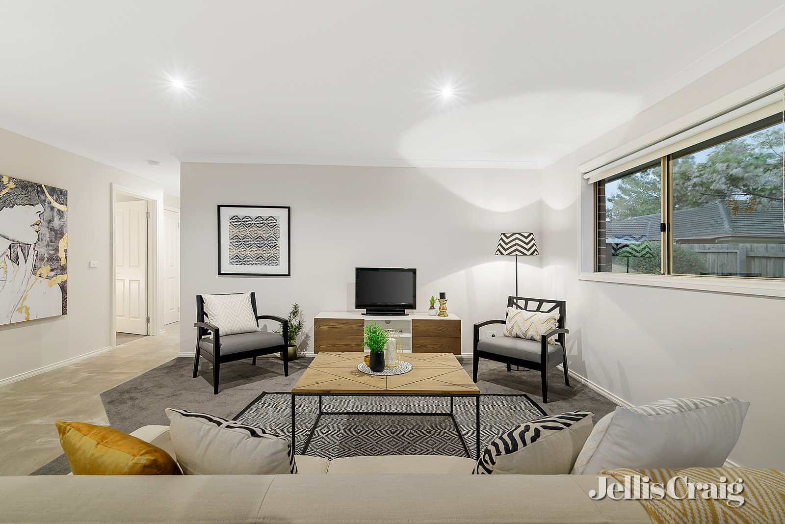 2/66 Mt Dandenong Road, Ringwood East image 3