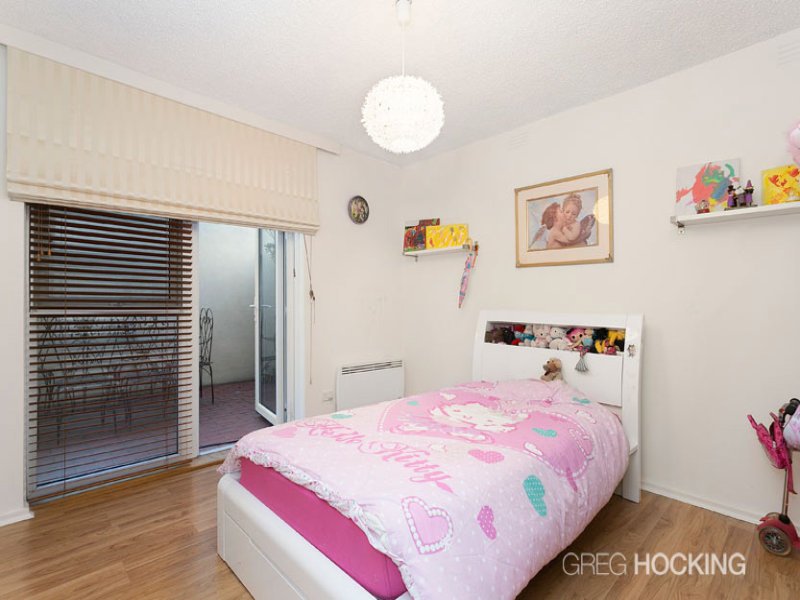 2/66 Patterson Street, Middle Park image 4