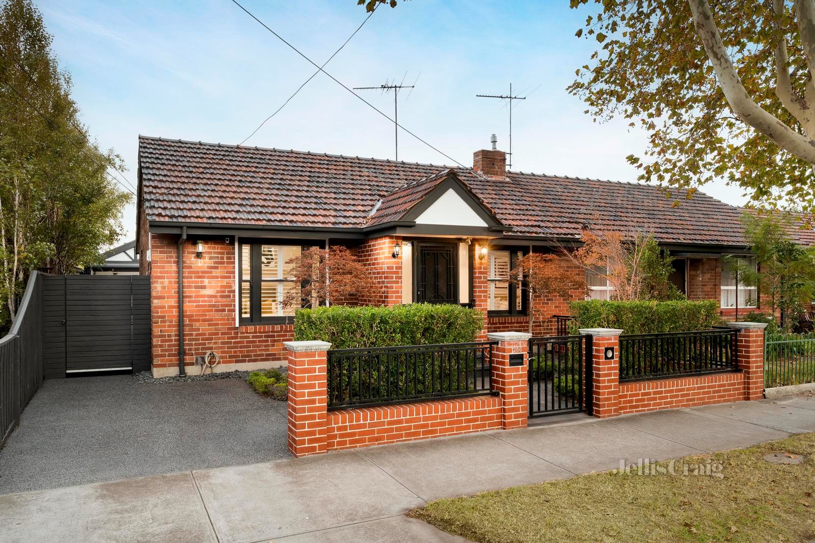 266 Williamstown Road, Port Melbourne image 1