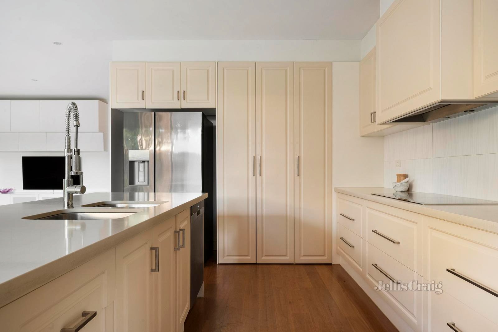 266 Williamstown Road, Port Melbourne image 7