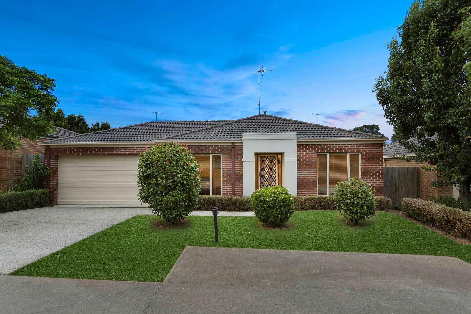 Property Gallery - Main Image