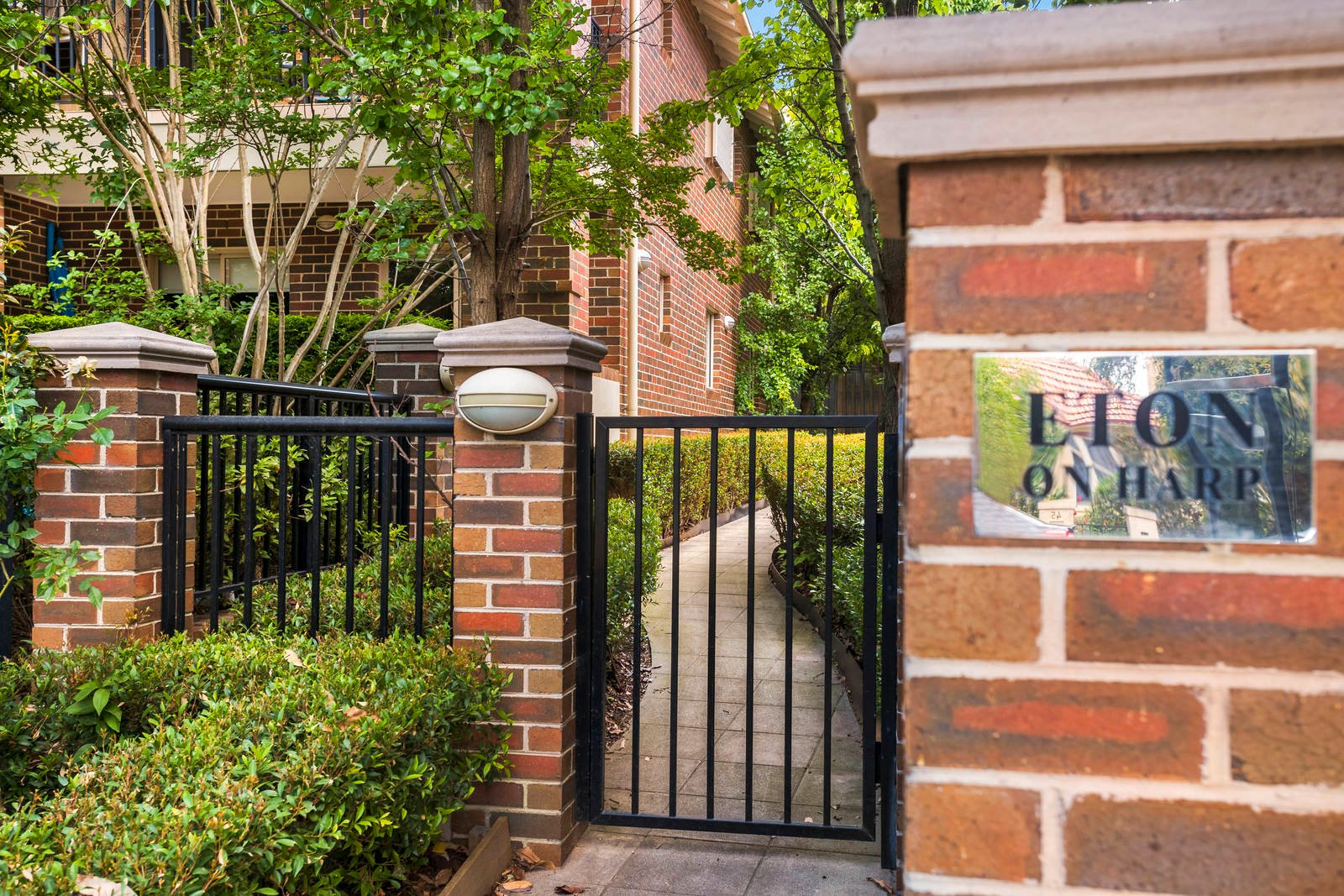 Property Gallery Thumbnail 7